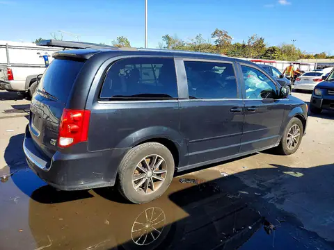 2C4RDGCGXHR790034 — 2017 Dodge Caravan, фото 3 з Copart, Передня частина