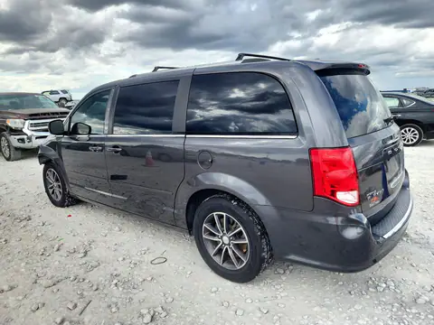 2C4RDGCG2HR599899 — 2017 Dodge Caravan, photo 2 from Copart, Front end