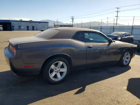 2013 DODGE CHALLENGER VIN 2C3CDYAG4DH596571 фото 3