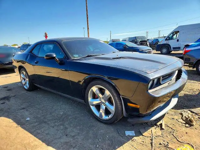 2013 DODGE CHALLENGER VIN 2C3CDYAG1DH596611 фото 4