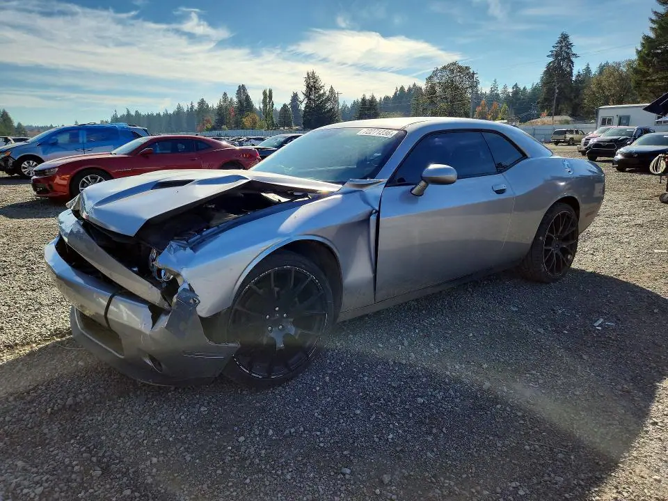 2C3CDZAG3FH821300 Dodge Challenger 2015 — Front end damage, before-repair photo