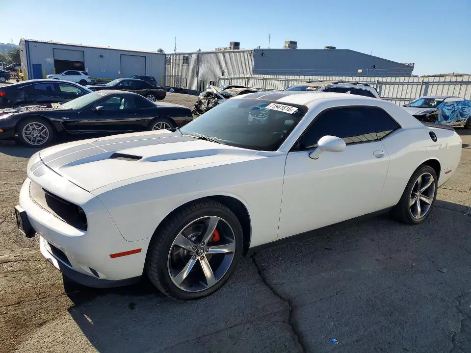 2C3CDZAG9GH201472 Dodge Challenger 2016 — Rear end damage, before-repair photo
