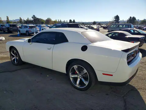 2C3CDZAG9GH201472 — 2016 Dodge Challenger, photo 2 from Copart 16.10.2026, Rear end
