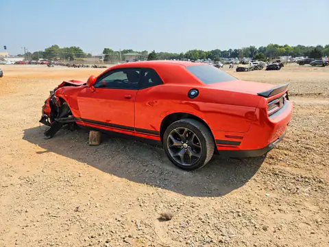 2017 Dodge Challenger VIN 2C3CDZAGXHH626104 фото 2