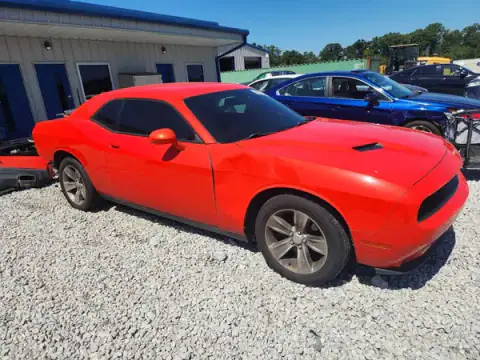 2C3CDZAG2HH638263 — 2017 Dodge Challenger, photo 4 from Copart 22.10.2026, Rear end