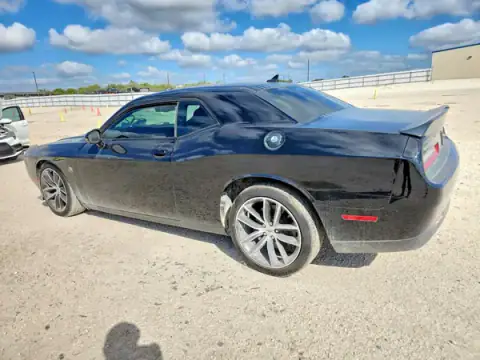 2C3CDZFJ6HH503081 — 2017 Dodge Challenger, foto 2 de Copart, Pequeñas abolladuras y arañazos