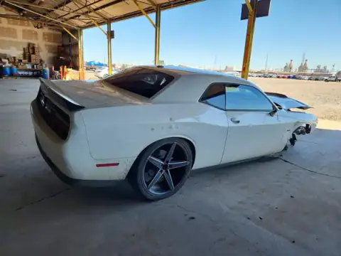 2C3CDZBT1HH633714 — 2017 Dodge Challenger, zdjęcie 3 z Copart, Przód