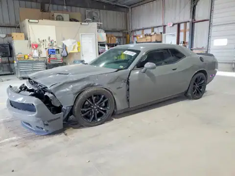 2C3CDZBT1JH304632 Dodge Challenger 2018 — Front end damage, before-repair photo