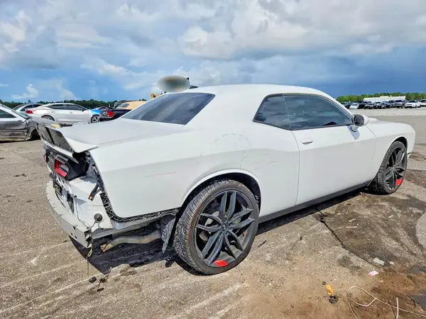 2018 DODGE CHALLENGER VIN 2C3CDZAG0JH260322 фото 3