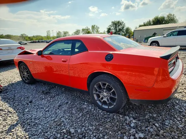 2C3CDZGGXJH323076 — 2018 Dodge Challenger, photo 2 from Copart 12.10.2026, Front end