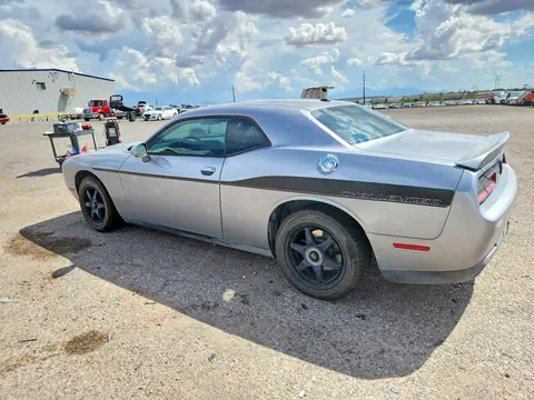 2018 Dodge Challenger VIN 2C3CDZAG3JH143429 фото 2