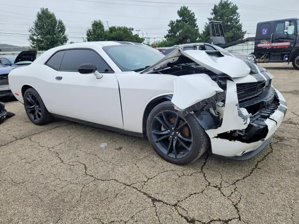 2C3CDZAG7JH171962 — 2018 Dodge Challenger, photo 4 from Copart, Front end