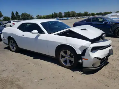 2C3CDZAGXKH670014 — 2019 Dodge Challenger, zdjęcie 4 z Copart, Przód