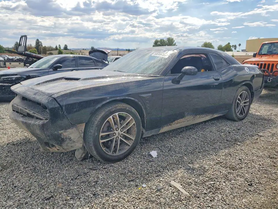 2C3CDZGGXKH532268 Dodge Challenger 2019 — uszkodzenie Przód, zdjęcie przed naprawą
