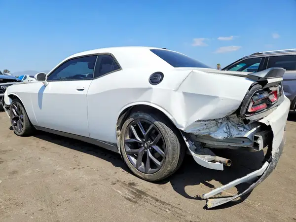 2C3CDZAG7KH680208 — 2019 Dodge Challenger, photo 2 from Copart 30.09.2026, Front end