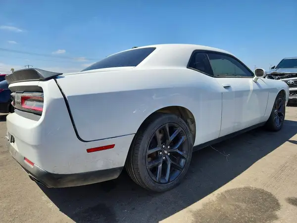 2C3CDZAG7KH680208 — 2019 Dodge Challenger, photo 3 from Copart 30.09.2026, Front end