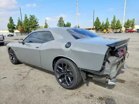 2C3CDZBT2KH708850 — 2019 Dodge Challenger, photo 2 from Copart 22.09.2026, Rear end