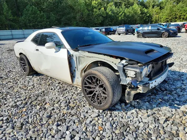 2C3CDZL99KH570601 — 2019 Dodge Challenger, zdjęcie 4 z Copart, Wandalizm