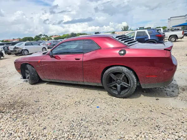 2C3CDZBT7KH641422 — 2019 Dodge Challenger, фото 2 с аукциона Copart, Подтопление