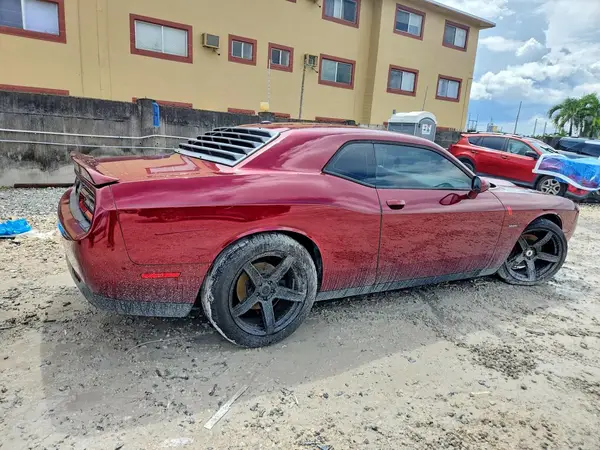 2C3CDZBT7KH641422 — 2019 Dodge Challenger, фото 3 с аукциона Copart, Подтопление