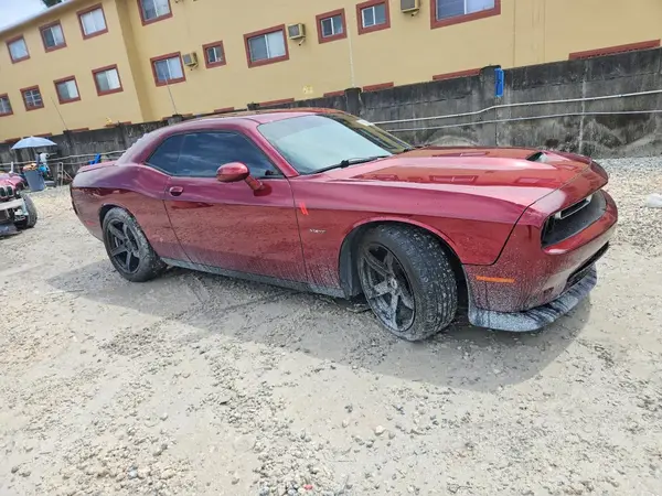 2C3CDZBT7KH641422 — 2019 Dodge Challenger, фото 4 с аукциона Copart, Подтопление