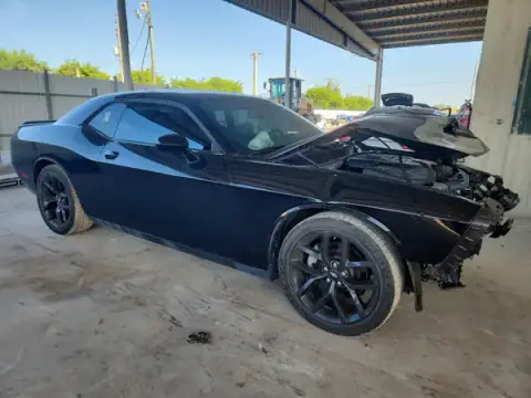 2C3CDZJG3LH236180 — 2020 Dodge Challenger, foto 4 de Copart, Parte delantera