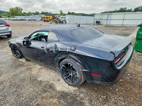 2C3CDZL92LH230241 — 2020 Dodge Challenger, фото 2 с аукциона Copart, Передняя часть