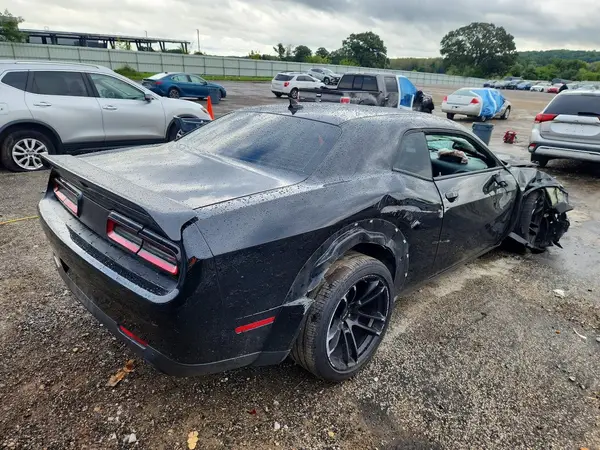 2C3CDZL92LH230241 — 2020 Dodge Challenger, фото 3 с аукциона Copart, Передняя часть