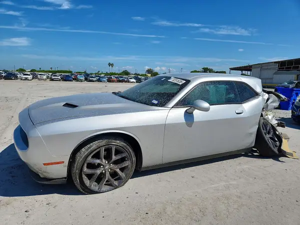 2C3CDZAG4LH110099 Dodge Challenger 2020 — Rear end damage, before-repair photo