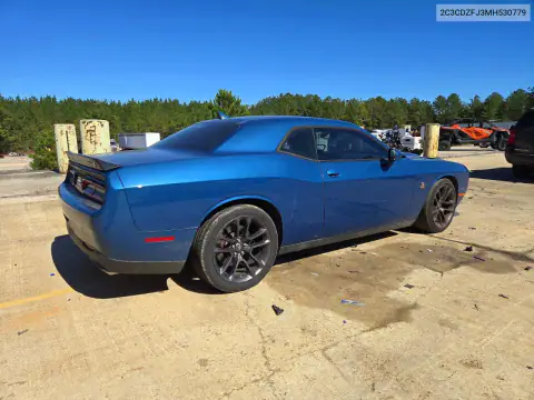 2C3CDZFJ3MH530779 — 2021 Dodge Challenger, foto 3 de Copart, Pequeñas abolladuras y arañazos