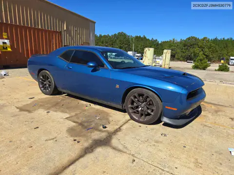 2C3CDZFJ3MH530779 — 2021 Dodge Challenger, foto 4 de Copart, Pequeñas abolladuras y arañazos