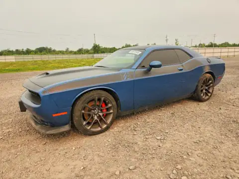 2C3CDZBT0NH103343 — 2022 Dodge Challenger, Parte trasera (Rear End), fotos antes de reparar