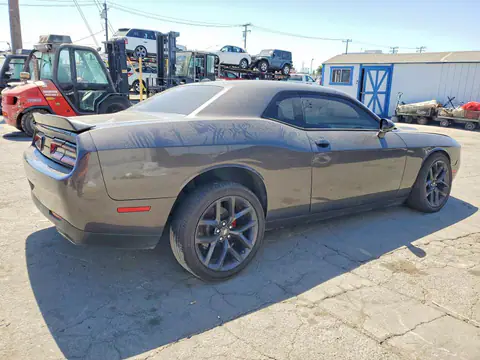 2C3CDZAGXNH242576 — 2022 Dodge Challenger, фото 3 с аукциона Copart 22.10.2026, ПЕРЕДНЯЯ ЧАСТЬ