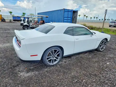 2C3CDZBT5NH151324 — 2022 Dodge Challenger, фото 3 с аукциона Copart, ПЕРЕДНЯЯ ЧАСТЬ