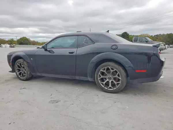 2C3CDZFJ4NH229813 — 2022 Dodge Challenger, фото 2 с аукциона Copart, Мелкие вмятины и царапины