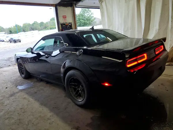 2C3CDZL92PH101339 — 2023 Dodge Challenger, photo 2 from Copart 14.10.2026, Flood
