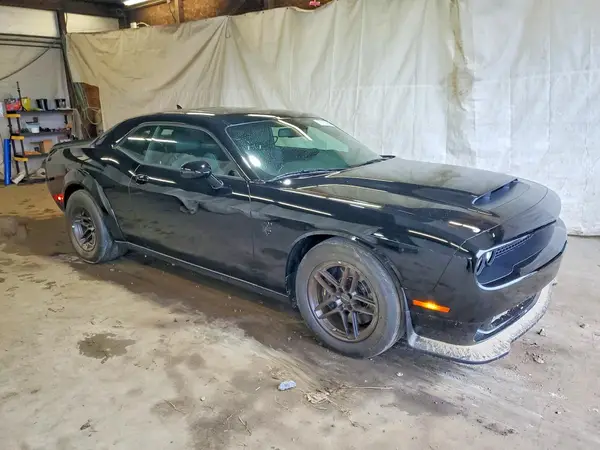 2C3CDZL92PH101339 — 2023 Dodge Challenger, photo 4 from Copart 14.10.2026, Flood