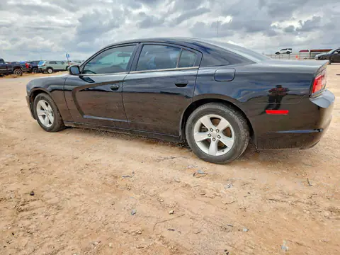 2C3CDXBG2EH314728 — 2014 Dodge Charger, photo 2 from Copart 21.10.2026, Hail