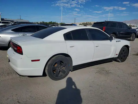 2C3CDXBG2EH209042 — 2014 Dodge Charger, zdjęcie 3 z Copart 20.10.2026, Przód