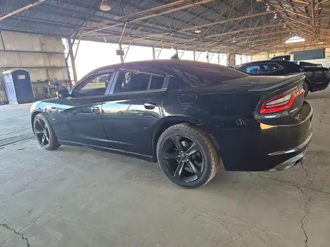 2C3CDXCT9GH187832 — 2016 Dodge Charger, photo 2 from Copart 21.10.2026, Minor dents and scratches