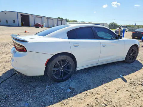 2C3CDXHG3JH337176 — 2018 Dodge Charger, photo 3 from Copart 14.10.2026, Rear end