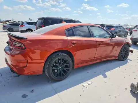 2C3CDXCT5LH212204 — 2020 Dodge Charger, zdjęcie 3 z Copart, Przód