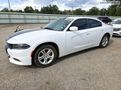 2C3CDXBG1LH136744 — 2020 Dodge Charger, Lateral, fotos antes de reparar