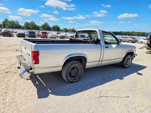 1988 DODGE DAKOTA VIN 1B7FN14XXJS796402 фото 3