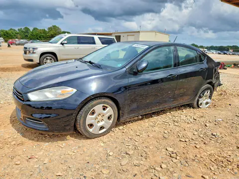 1C3CDFAA2FD181300 — 2015 Dodge DART, Задняя часть (Rear End), фото до ремонта