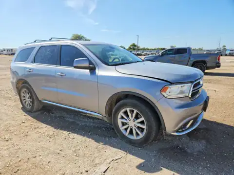 1C4RDHAG7HC660634 — 2017 Dodge Durango, photo 4 from Copart, Mechanical damage