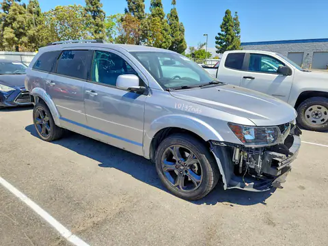 3C4PDDGG7JT467045 — 2018 Dodge Journey, zdjęcie 4 z Copart 20.10.2026, Przód