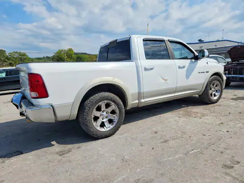 2010 DODGE RAM 1500 VIN 1D7RB1CT6AS159114 фото 3