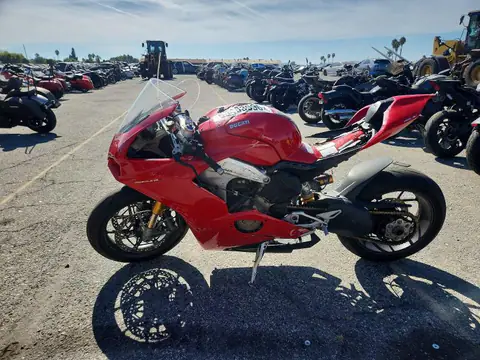 ZDMDAGNW0JB000434 — 2018 Ducati Panigale, photo 3 from Copart 06.10.2026, Flood