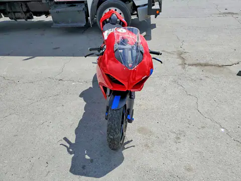 ZDMHAATW9NB007969 — 2022 Ducati Panigale, zdjęcie 2 z Copart 27.10.2026, Bok